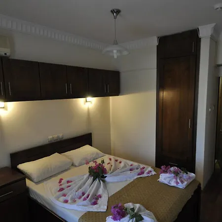 Babadan Boutique 3* Μαρμαρίς